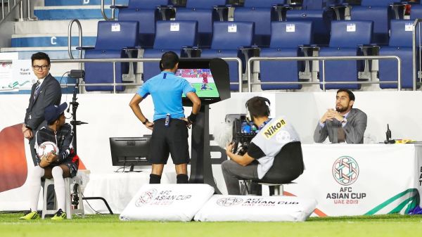  خبر ویژه؛ میزبانی تیمهای ایرانی در لیگ قهرمانان آسیای فصل بعد در گرو داشتن VAR در ورزشگاهها