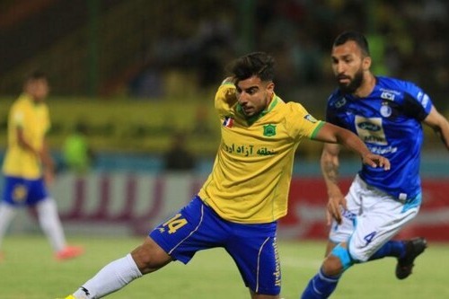  هافبک تیم صنعت نفت  امیدوارم اتفاقی تکرار نشدنی برای نفت آبادان رقم بخورد