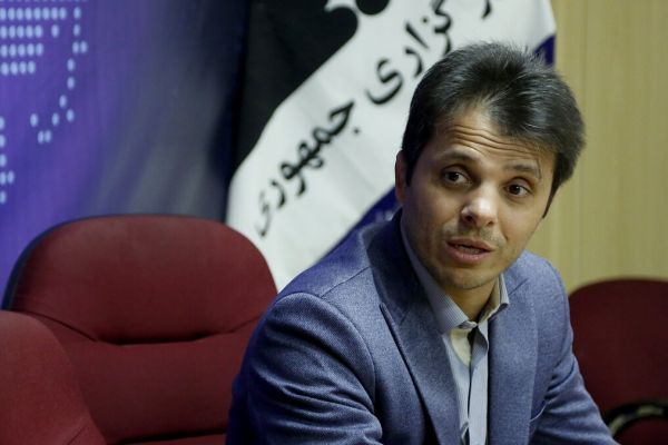 رنگرز چمن ورزشگاه شهید وطنی تعویض خواهد شد