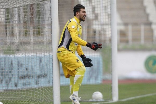 اکبرمنادی هر تیمی جلوی سایپا بازی میکند، میگوید ما مستحق برد بودیم نمیخواهیم با زیر توپ زدن نتیجه بگیریم