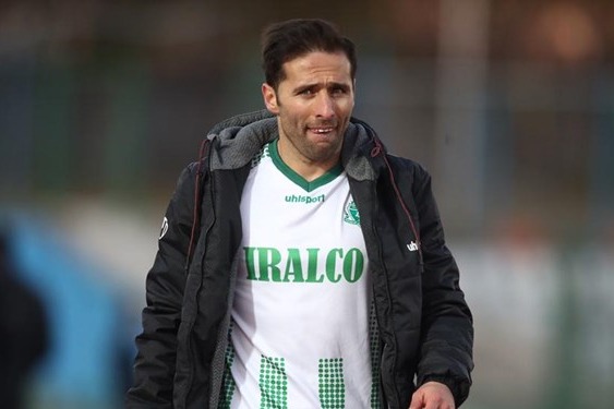 انصاری 4 سال پیش با طلبم از استقلال میتوانستم بیست دستگاه ۲۰۶ بخرم اگر اتفاقی نیفتد مستقیما با AFC مکاتبه میکنم