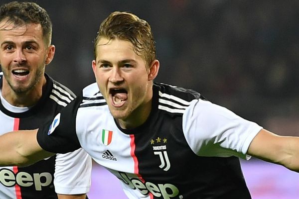 مدیر برنامه دلیخت او مثل نگهبانان شب در بازی تاج و تخت است