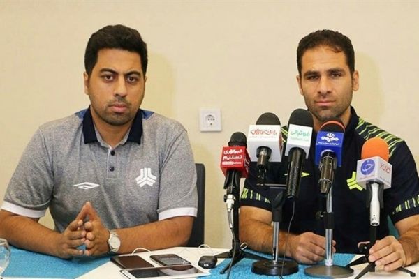  صادقی  برای پیروزی مقابل پارس جنوبی تمرین کردیم  آنها روی زمین خوب فوتبال بازی می‌کنند