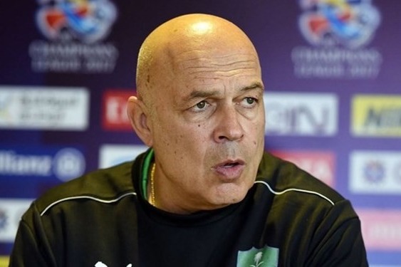  آینده سرمربی الاهلی عربستان به بازی با استقلال گره خورد