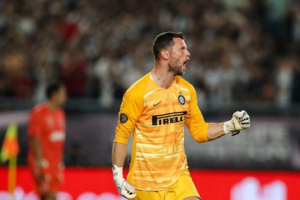 ایجنت دروازهبان اینتر پس از دربی میلان، او را تیرباران کردند