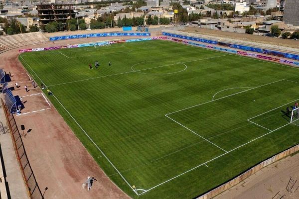  سم پاشی ورزشگاه پیش از دیدار استقلال-گل‌گهر سیرجان