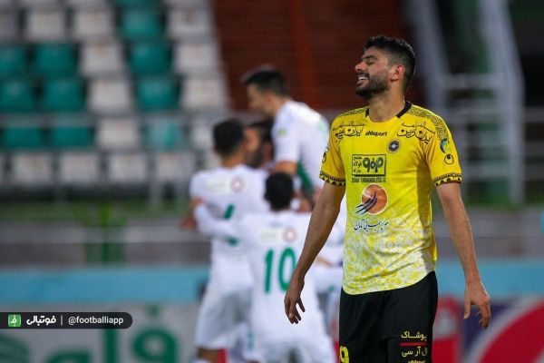  گزارش تصویری اختصاصی از دیدار ذوب آهن و سپاهان