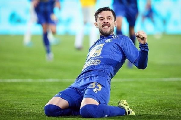 میلیچ در استقلال می ماند