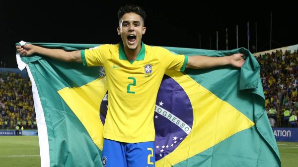  منچسترسیتی پدیده 17 ساله را از دست بارسلونا قاپید