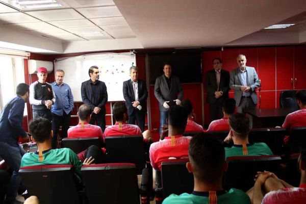 در جلسه هیات مدیره پرسپولیس و بازیکنان چه گذشت