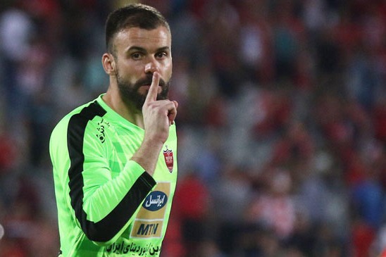  خشم کم سابقه رادوشویچ؛ فقط می‌گویند انشاالله