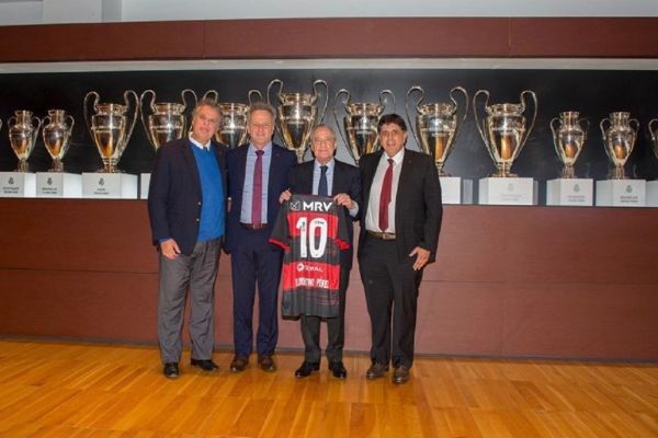 تست کرونای مدیر فلامنگو مثبت شد؛ پرز و آبیدال هم مبتلا شدهاند