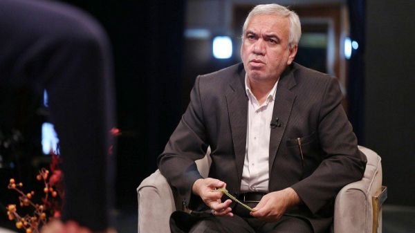 ادعای روزنامه گل تست کرونای فتح الله زاده مثبت شد