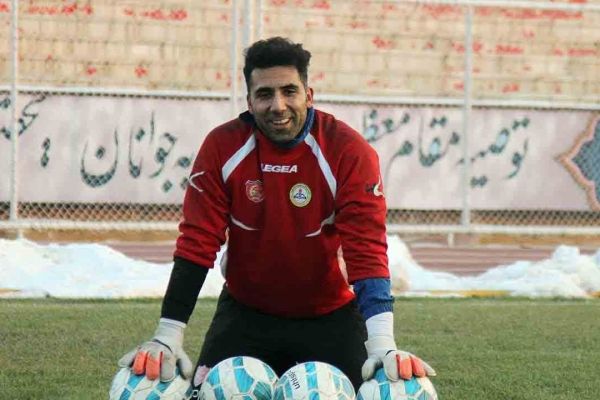 فراهانی بلاتکلیفی لیگ به بازیکنان آسیب میزند