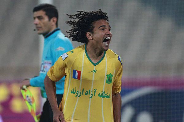  مگنو در به در به دنبال آقای مدیرعامل