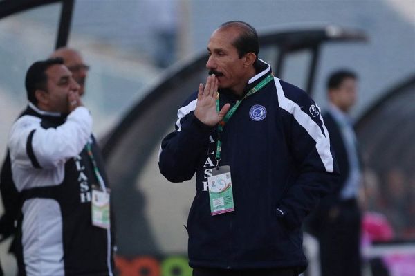 ابراهیم تهامی به جای فوتبال در آژانس املاک کار میکنم