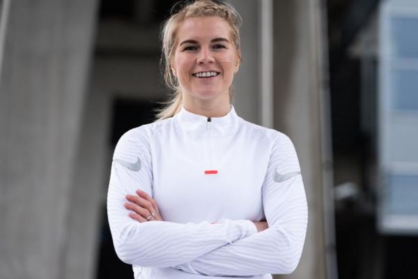  دستبرد نایکی به پوما با جذب ستاره فوتبال زنان جهان با 10 برابر کردن قراردادش