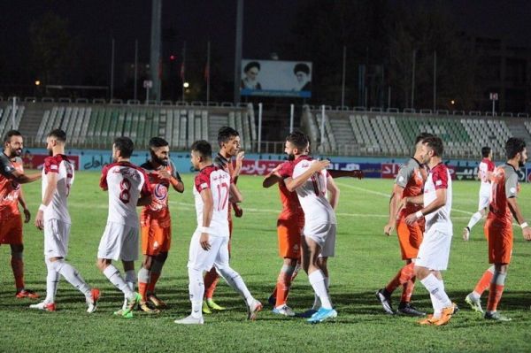  دیدار دوستانه بین تیم های نساجی و سایپا