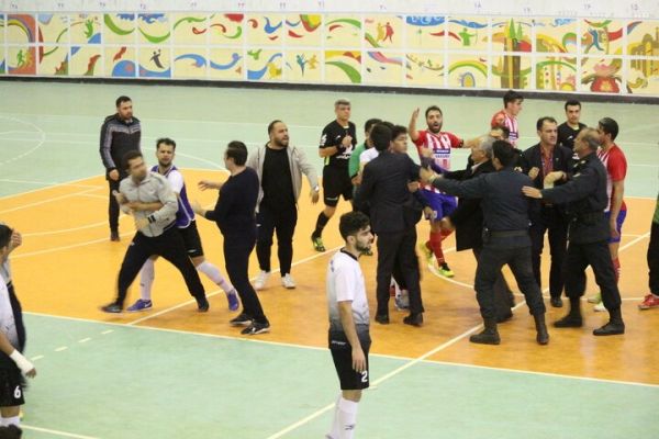  گزارش ایرنا؛ بی‌اخلاقی‌های تمام‌نشدنی در فوتسال