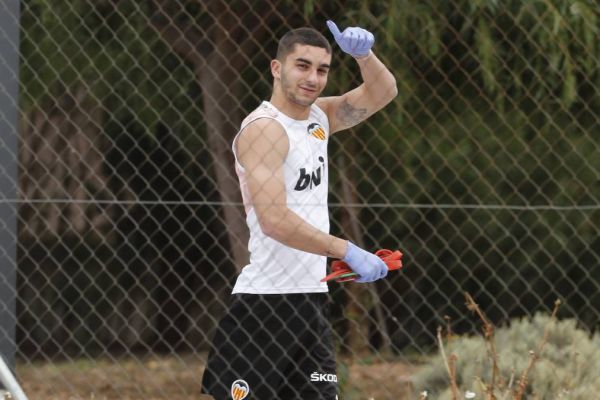  پدیده 20 ساله اسپانیایی در یک قدمی پیوستن به منچسترسیتی