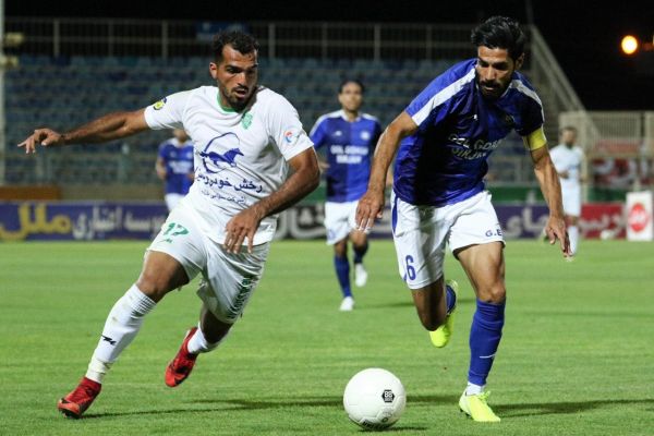 در گل گهر فقط دروازهبان گل نمیزند