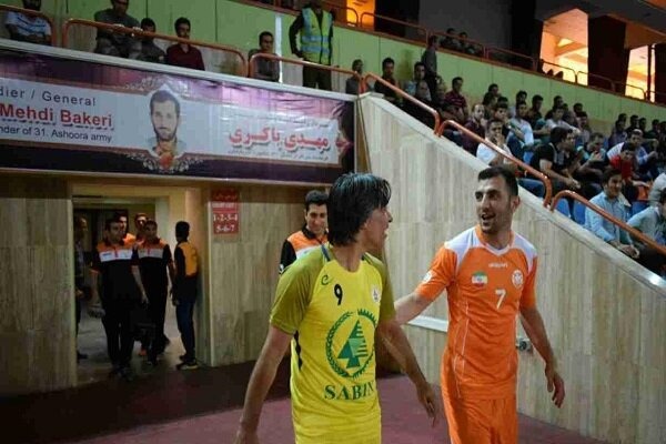 فخیم قرارداد شمسایی اندازه سه ملی پوش است