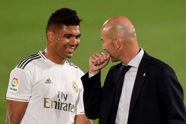 کاسمیرو وقتی با زیدان صحبت میکنم استرس میگیرم