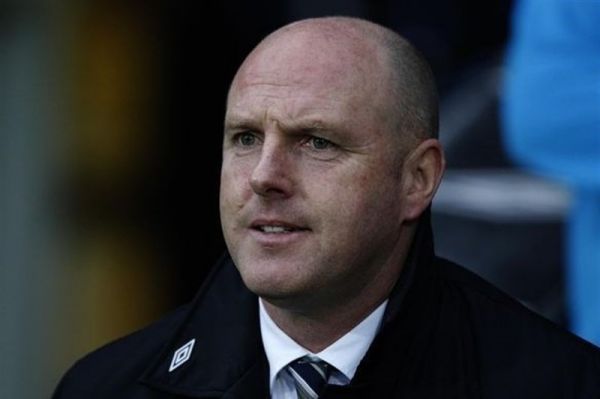 مربی اسکاتلندی با ۳ یا ۴ بازیکن پرتغالی به تراکتور میروم