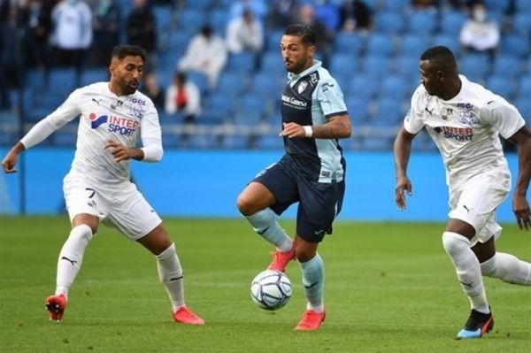  لیگ دسته‌دوم فرانسه  نخستین شکست یاران قدوس با گل به خودی