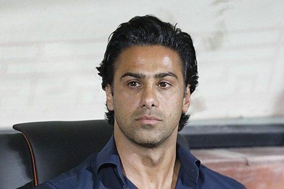 فرهاد مجیدی استعفا دادم، عوامفریبی را بس کنید