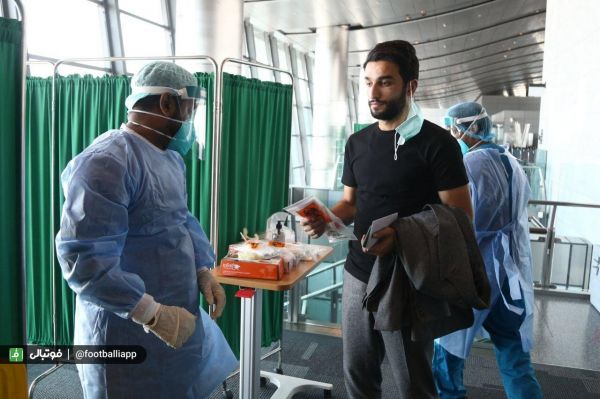  گزارش تصویری  تست کرونای اعضای تیم پرسپولیس در فرودگاه دوحه، 21 شهریور 99