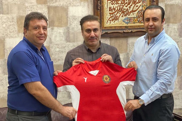  رضا لک سرمربی تیم فوتسال الوند شد