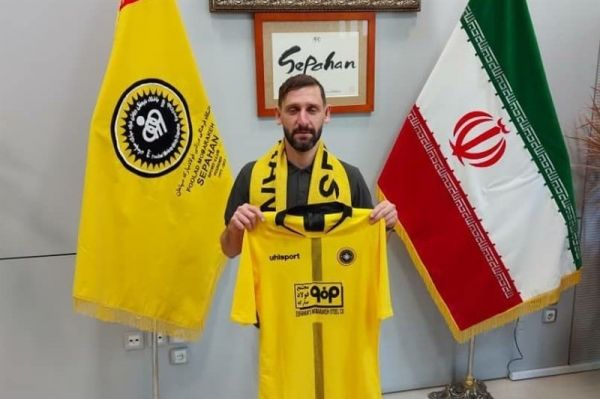  محمدرضا خلعتبری به باشگاه سپاهان بازگشت