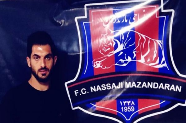  هافبک سابق سپاهان و آلومینیوم به نساجی پیوست