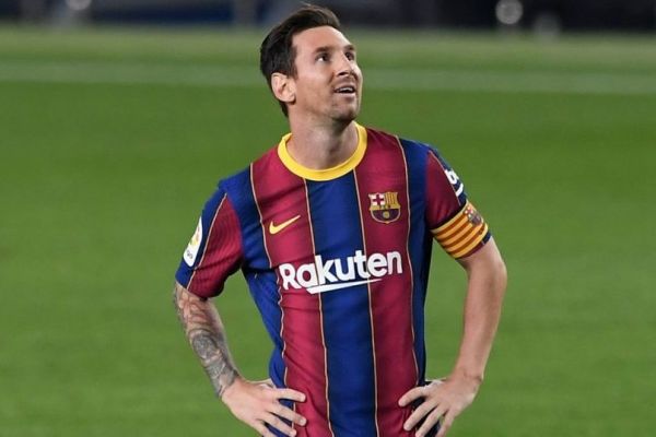 علت کارت زرد گرفتن مسی در ال کلاسیکو چه بود