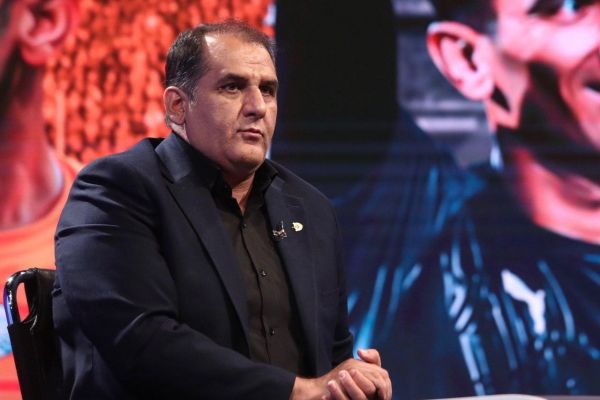 تلاش برخی معاونان باشگاه پرسپولیس برای مدیرعاملی رسولپناه همچنان رییس هیات مدیره