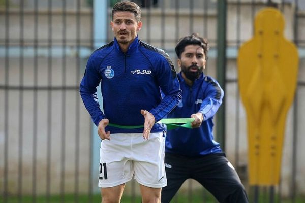  تکذیب تزریق آمپول به پای وریا غفوری در کلینیک دکتر نوروزی