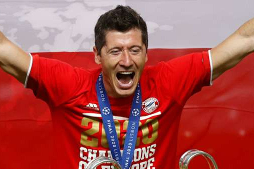  رئیس باشگاه بایرن مونیخ  وقتی لواندوفسکی را داریم نیازی به هالند نیست