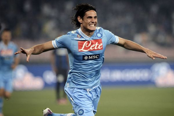  کاوانی  به خاطر هواداران ناپولی پیشنهاد یوونتوس و اینتر را رد کردم