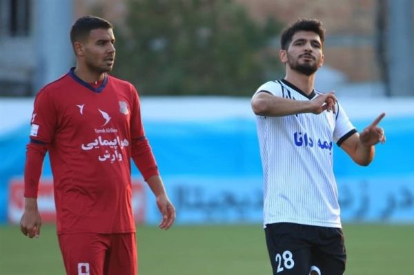 انتظاری ضربهام عمدی نبود، از پورامینی عذرخواهی میکنم مقابل صنعت نفت محکوم به برد هستیم