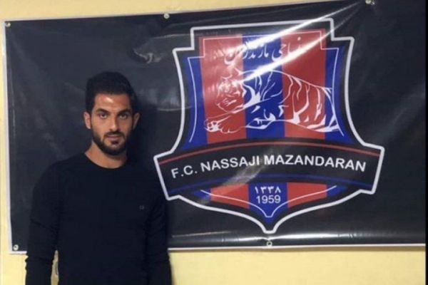  قائد رحمتی در گفت و گو با فوتبالی  داور درست حسابی جواب ما را نمی داد   گل صد در صد سالم را خطا گرفتند