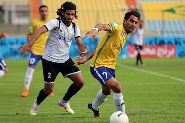  بیت‌سعید  مسئولان آبادان باید از صنعت نفت حمایت کنند