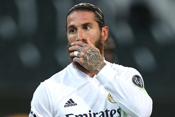 مهاجم سابق یونایتد باید سریعتر وارد رقابت جذب راموس شویم