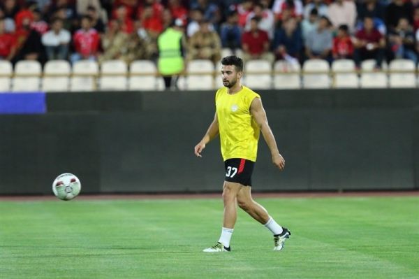 فدراسیون فوتبال پرونده شکایت رفیعی از فولاد خوزستان در حال رسیدگی است