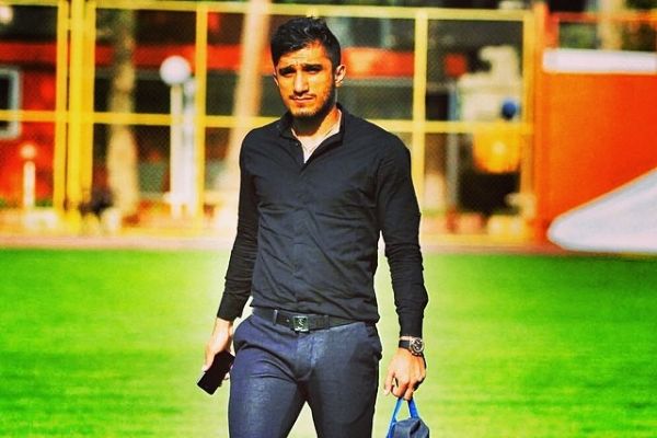  علی‌عسگری در گفت و گو با فوتبالی   پرسپولیس ببرد جذابیت ها از بین می‌رود