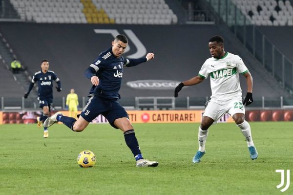  رکورد تاریخی  رونالدو به صورت مشترک، بهترین گلزن تاریخ فوتبال شد