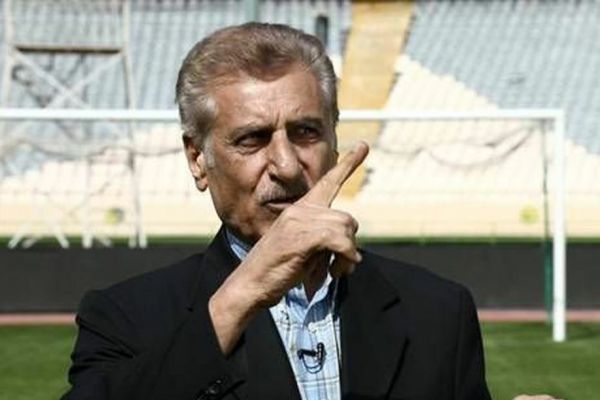 رشیدی استقلال در نیمه دوم اصلا وجود نداشت فکری خوب تعویض نکرد