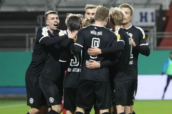 هولشتاین کیل 2 6 - 5 2 بایرن مونیخ؛ حذف ناباورانه شاگردان فلیک