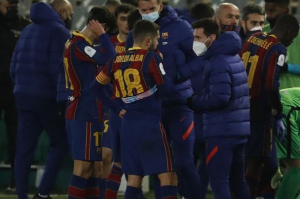  مسی در لحظات پایانی بازی بارسلونا و سوسیداد چه کار می‌کرد