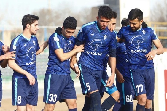 2 بازیکن پیکان بازی با فولاد را از دست دادند